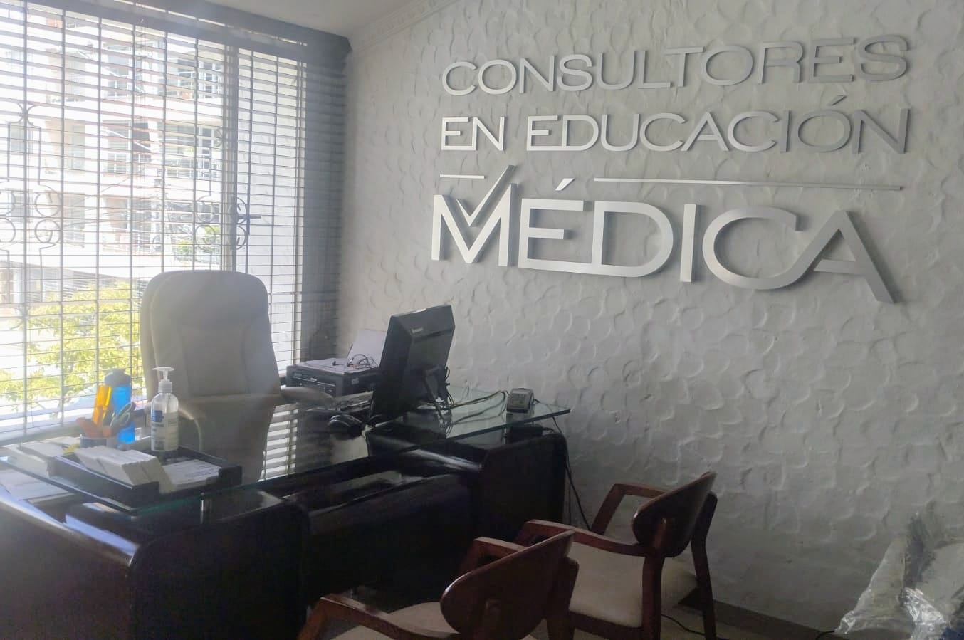 Consultores en Educación Médica